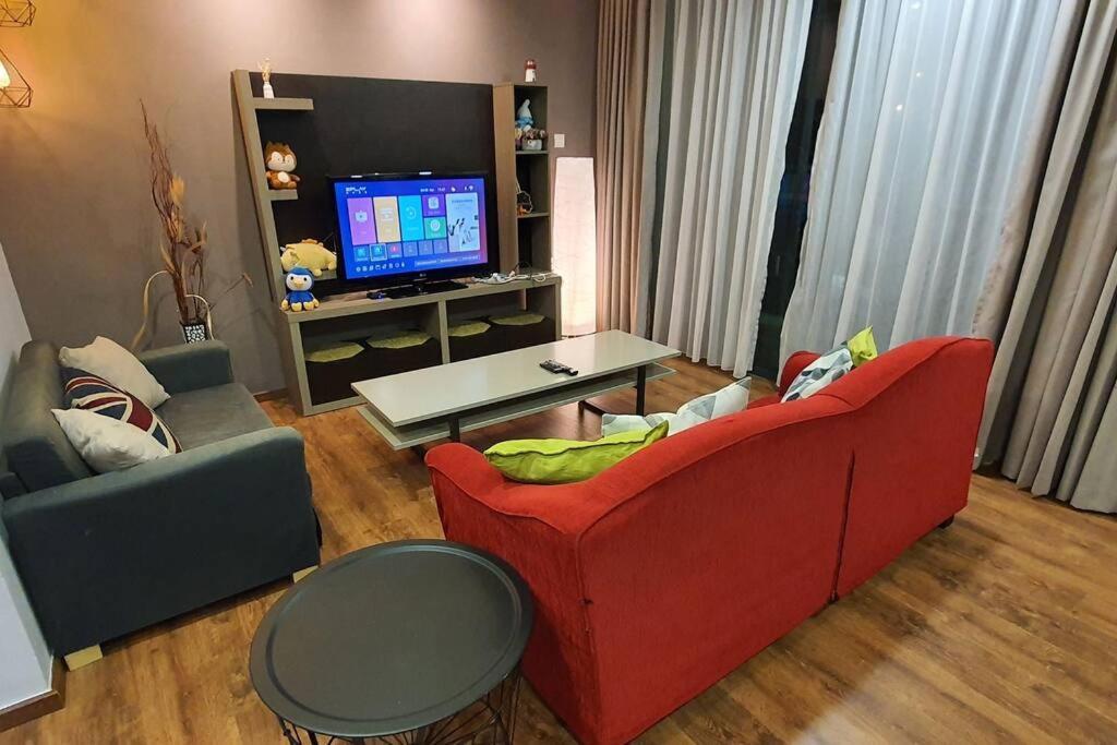 Lovely Jazz 1 3Bedrooms With 2 Card Lv9 Kuching Exterior photo